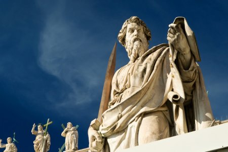  A beautiful statue of Paul the apostle